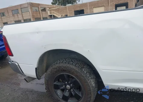 2020 Ram 1500 Classic Slt 4X4 6'4 Box из США, поврежденный, VIN 1C6RR7TT5LS106312